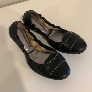 Tod’s black leather penny loafer scrunch